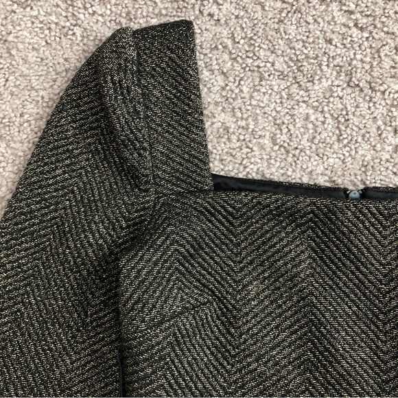 Ali & Jay Metallic Square Neck Crop Top - Picture 12 of 13